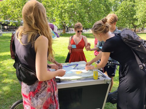 Gesundheit in der nachhaltigen Stadt:  Stadtteilerkundung Hansaviertel